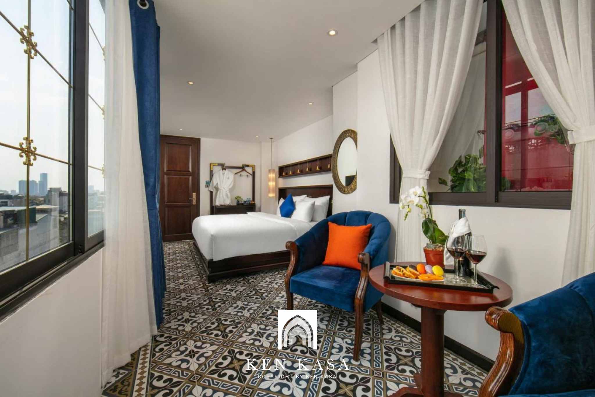 Không gian phòng ngủ tại Carillon Boutique Hanoi Hotel 